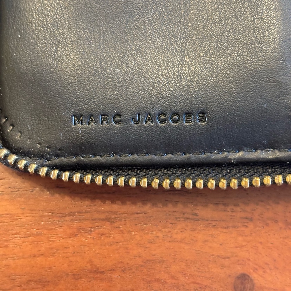 Marc Jacobs Empire City Leather Wristlet - Picture 6 of 12